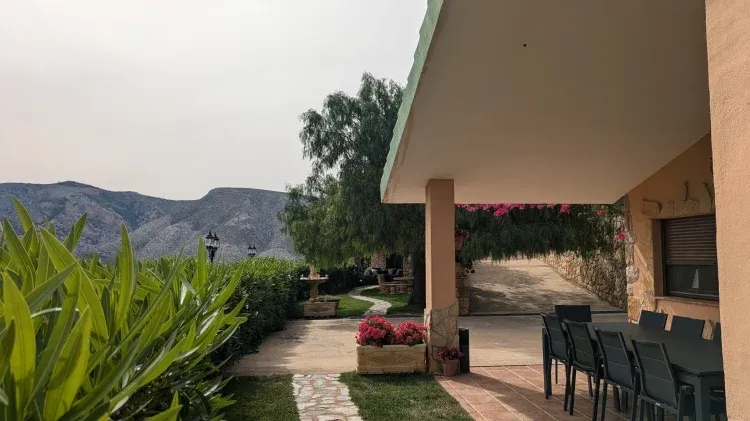 Imagen de Porche exterior - zona barbacoa