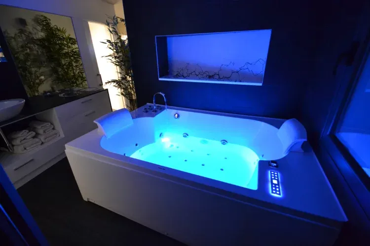 Imagen de Jacuzzi particular Oro