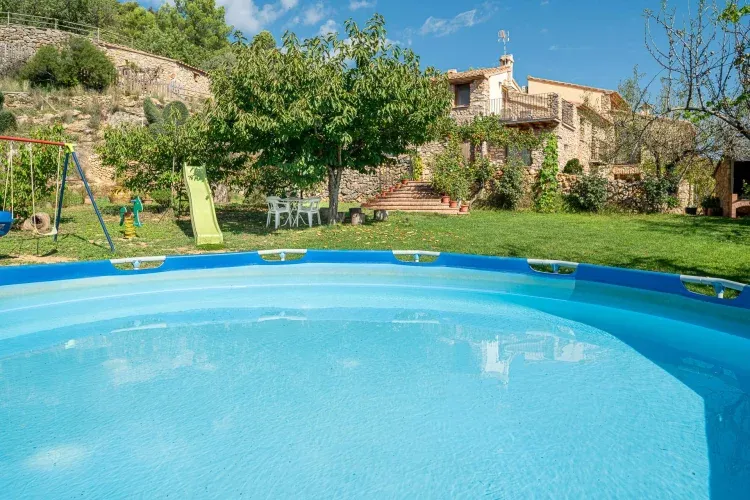 Imagen de piscina casa rural