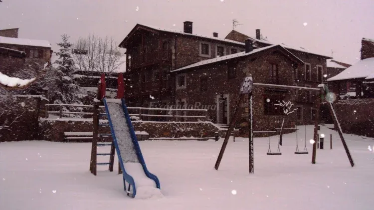 Imagen de Exterior desde el jardín (invierno)