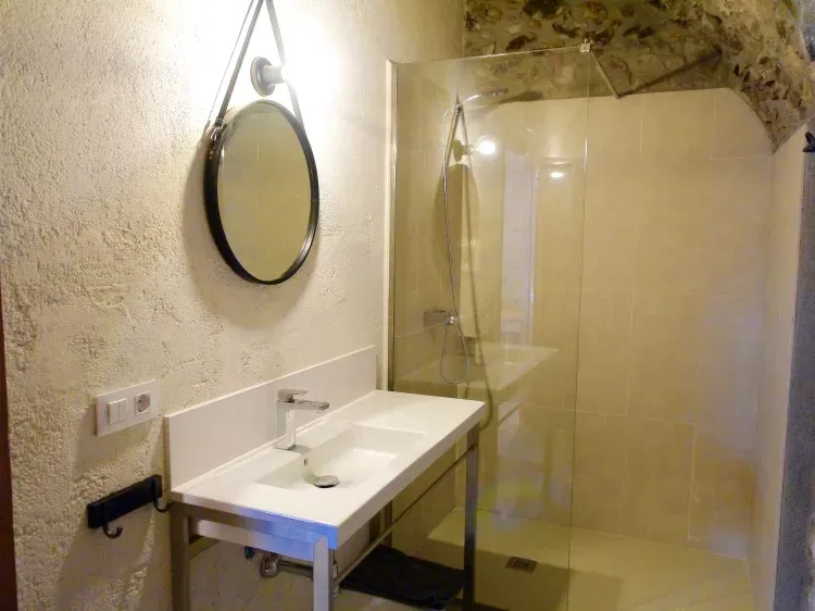 Imagen de Lavabo completo en todas las habitaciones
