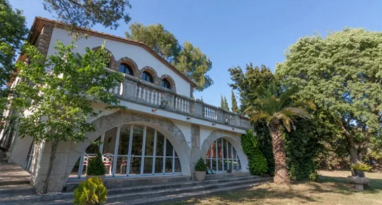 Imagen de FACHADA