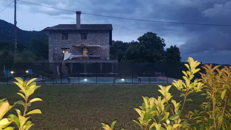 Imagen de PISCINA  DE  NIT...