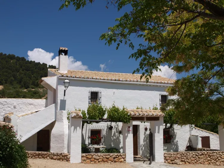 Imagen de Tres Casas Rurales.Ideales para Reuniones de Grandes grupos de Familias con niños o Amigos. 2 a 40 personas.