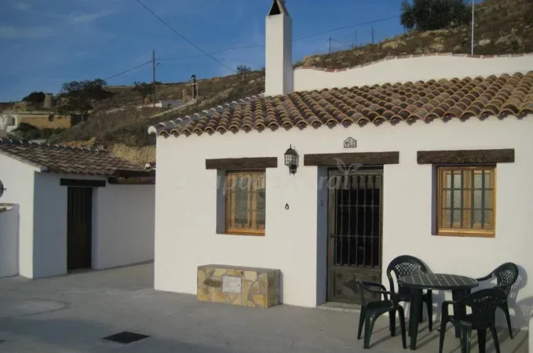 Imagen de Fachada Algayda