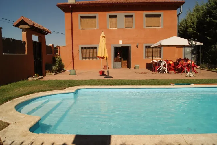 Imagen de Jardín piscina.
