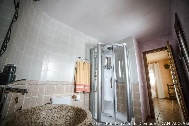 Imagen de Ducha hidromasaje habitación Lillas