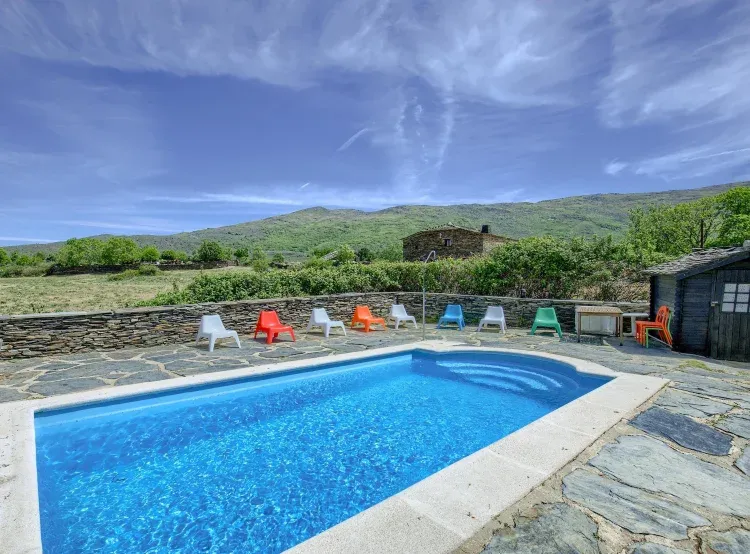 Imagen de Piscina privada de cloración salina con impresionantes vistas