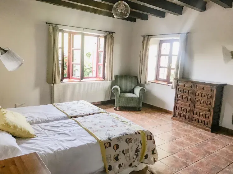 Imagen de Habitación salida al jardín
