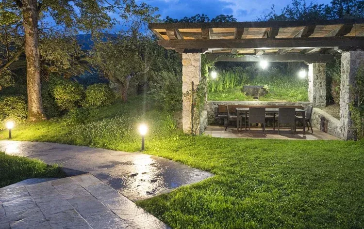 Imagen de Pérgola comedor nocturno