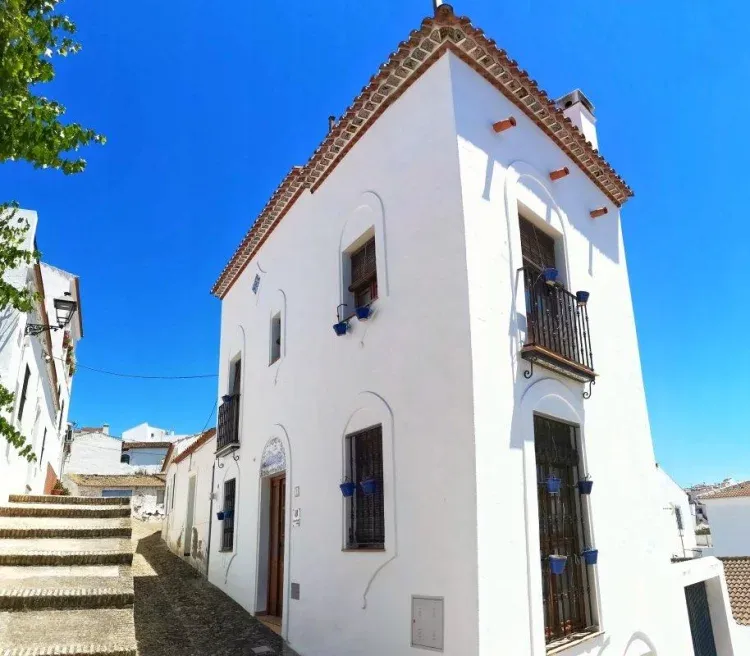 Imagen de Fachada La Rabá
