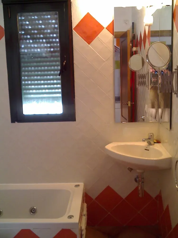Imagen de Baño Casa del Manganeso