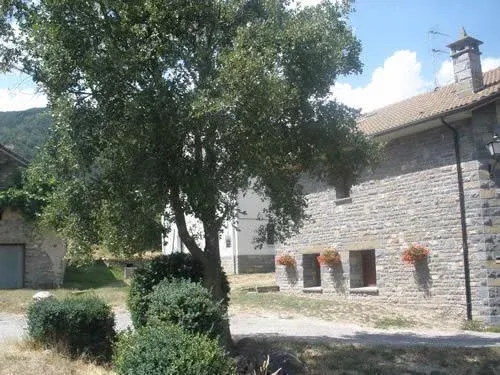 Imagen de La casa por detrás