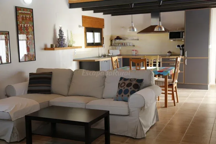 Imagen de Estar y cocina ap 1