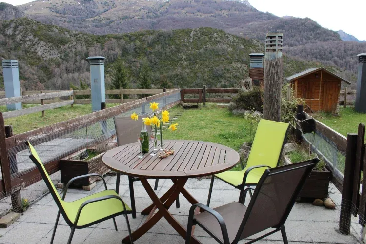 Imagen de Jardín privado con vistas y mobiliario