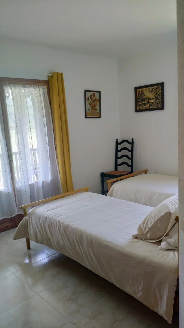 Imagen de Habitación Amarilla