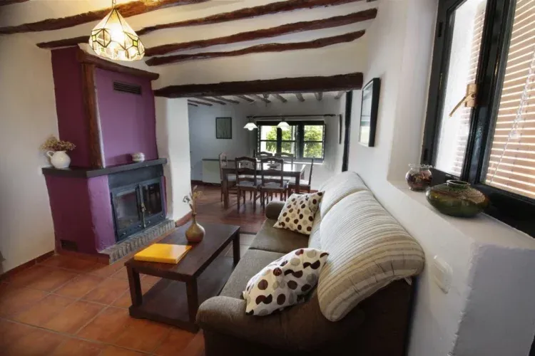 Imagen de Luna 3, salón
