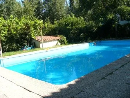 Imagen de piscina propia
