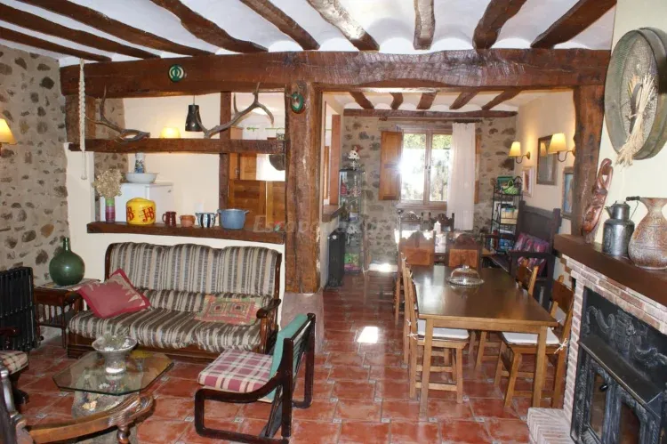 Imagen de salón-comedor