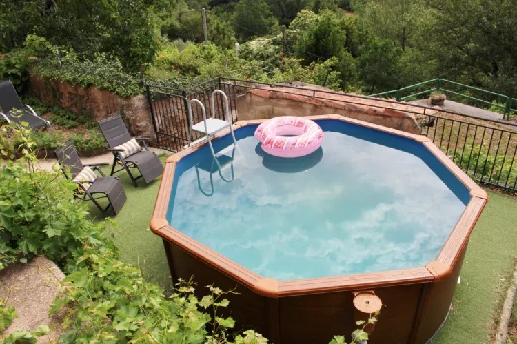 Imagen de Piscina en verano