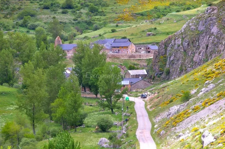 Imagen de primavera en La Cueta