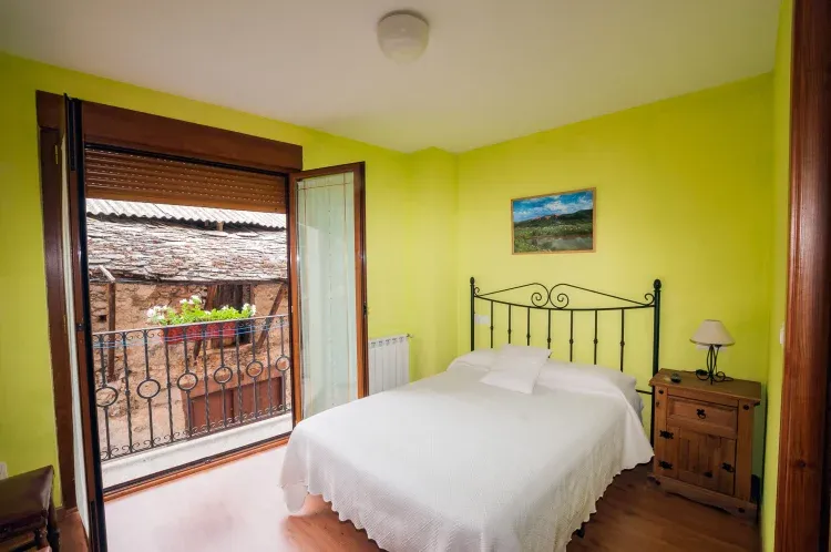 Imagen de Habit. Cama matrimonio