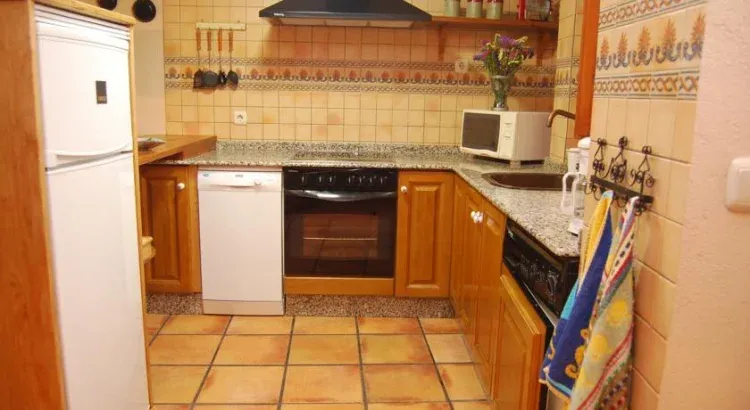 Imagen de cocina equipada