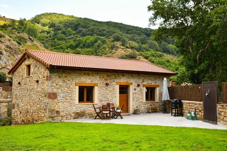 Imagen de Fachada oeste y terraza