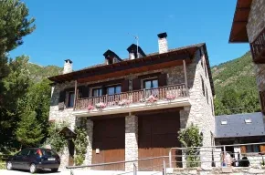 Imagen de Casa La Comella y Apartamentos La Llucana