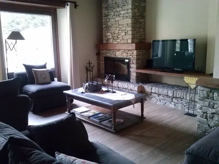 Imagen de Chimenea de leña- sala de estar
