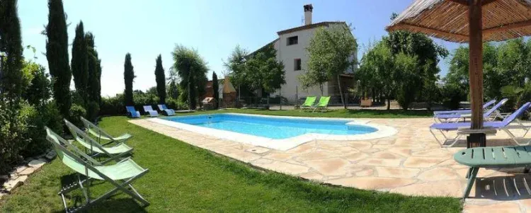 Imagen de Fachada norte  y piscina