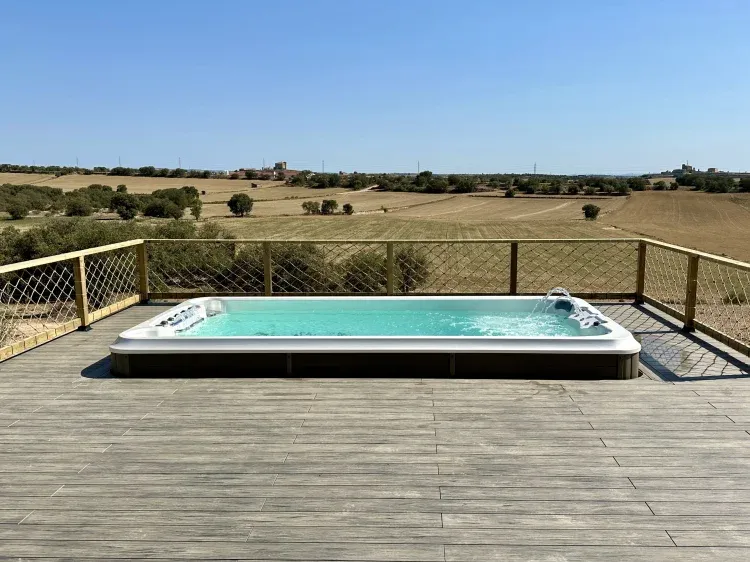 Imagen de Piscina climatitzada - Swim Spa - Vistas Panorámicas
