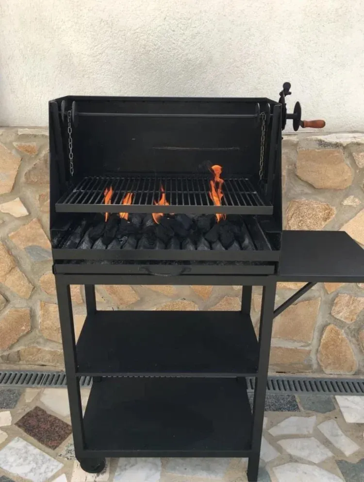 Imagen de Barbacoa de carbon
