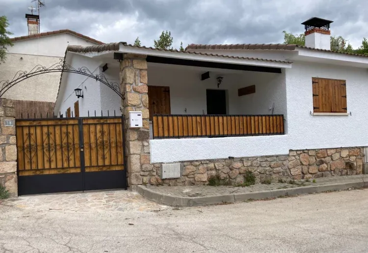 Imagen de Casa violeta