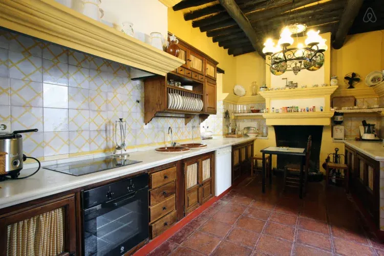 Imagen de Cocina con Chimemea