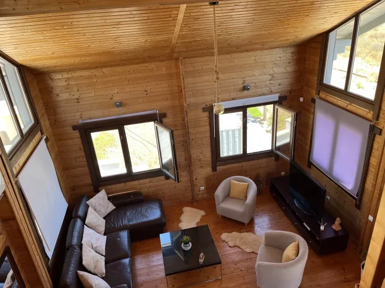 Imagen de Vista del salón desde el dormitorio de arriba