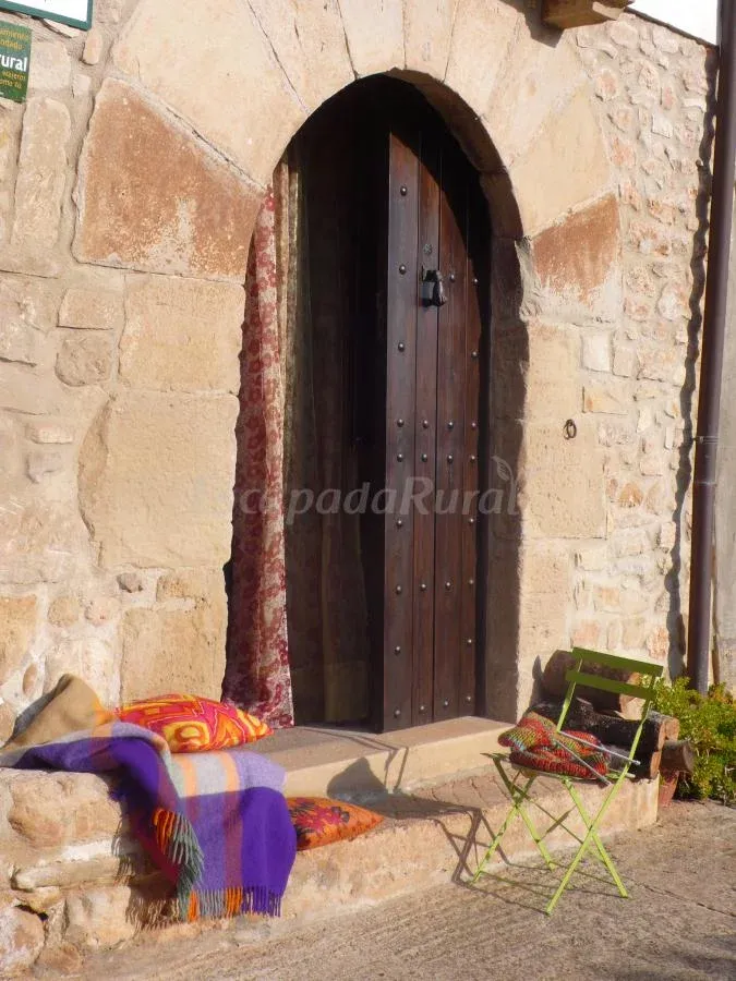 Imagen de la casa-puerta de entrada