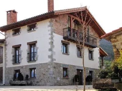 Imagen de Fachada delantera.