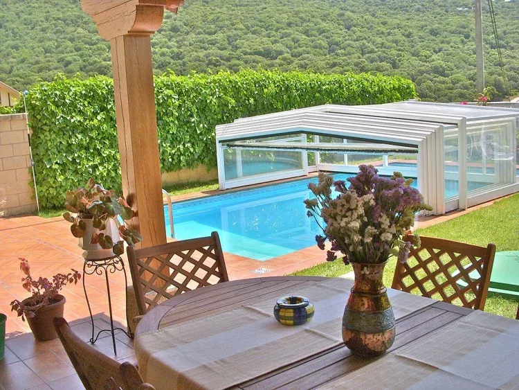 Imagen de Jardín y Piscina