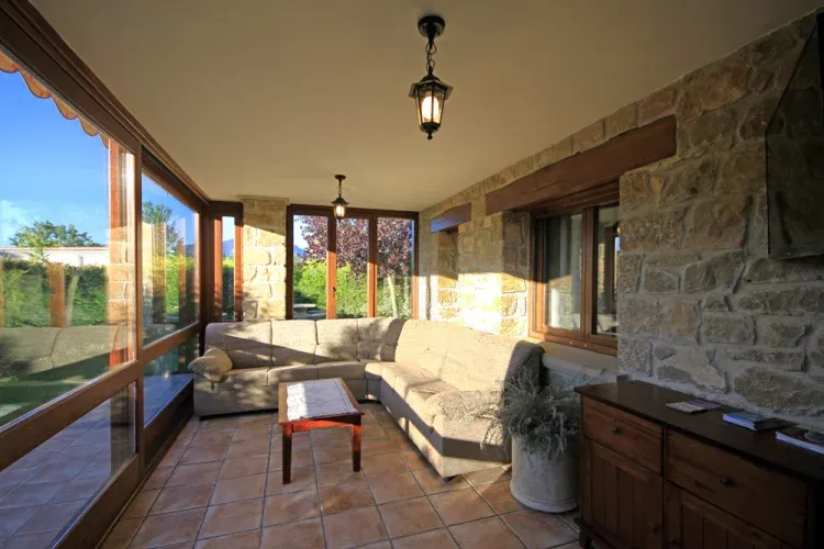 Imagen de Sala de estar con TV 