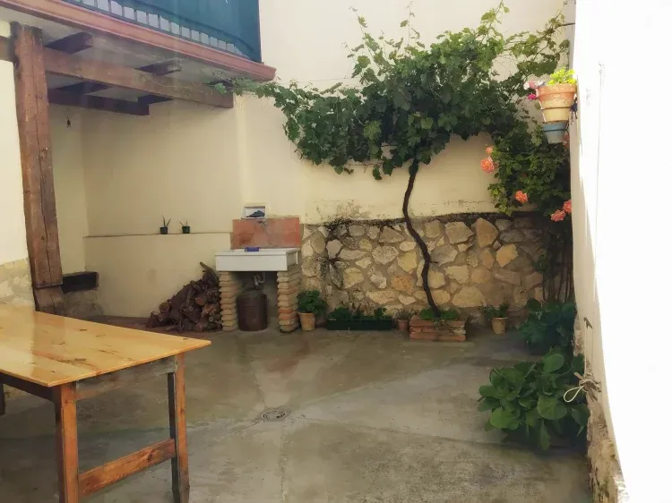 Imagen de Patio con barbacoa