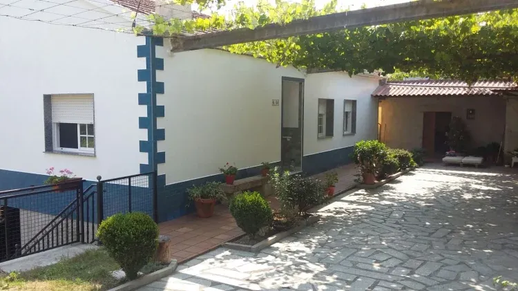 Imagen de Entrada principal ese de