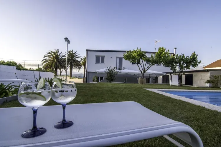 Imagen de ZONA PISCINA