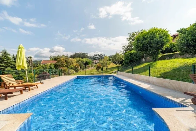 Imagen de Piscina con vistas 