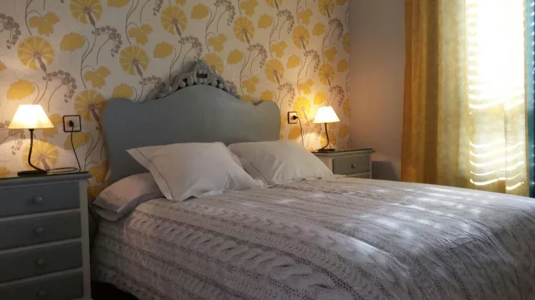 Imagen de Dormitorio cama de matrimonio primera planta