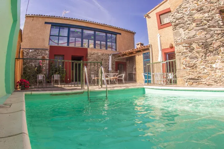 Imagen de Patio con Piscina