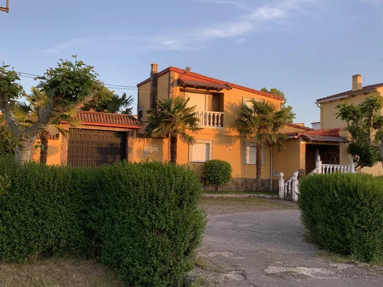 Imagen de Fachada