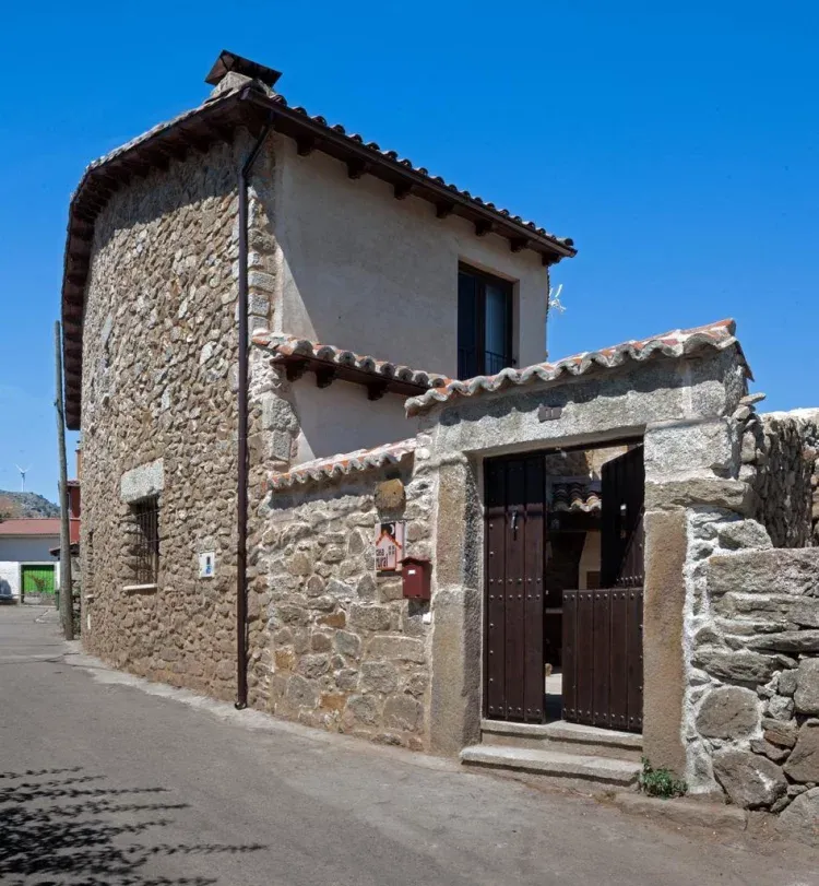 Imagen de El Caldero-fachada principal