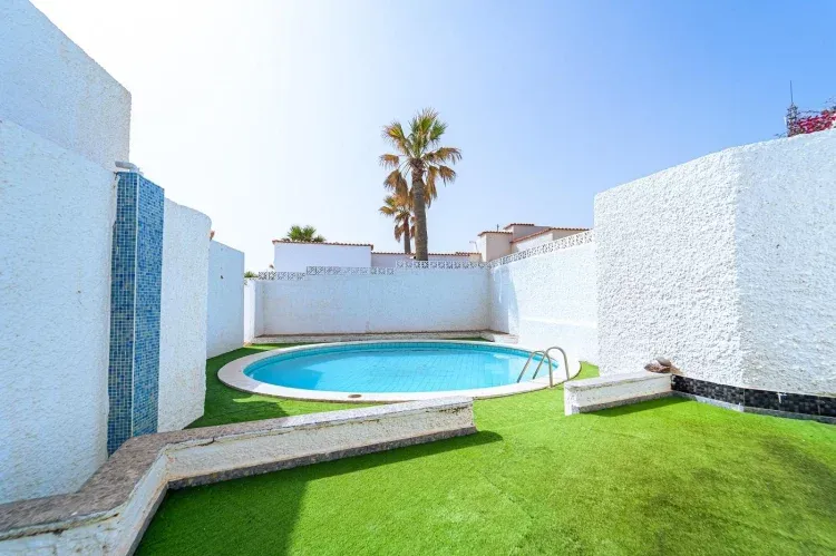 Imagen de piscina