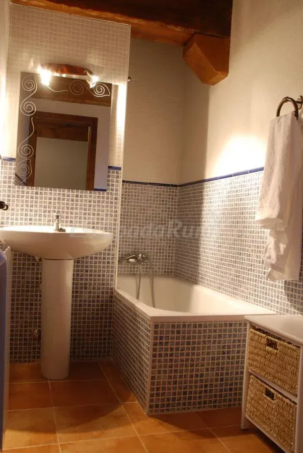 Imagen de Baño Habitación azul 